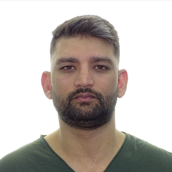 Majid Khan, founder of AirportCosts and owner of Prime Airport Transfer